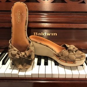 Coach platform signature C sandals